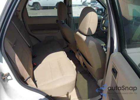 2009 Ford Escape Xlt из США, поврежденный, VIN 1FMCU03749KB29222